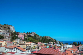 Casa Naumachie Taormina